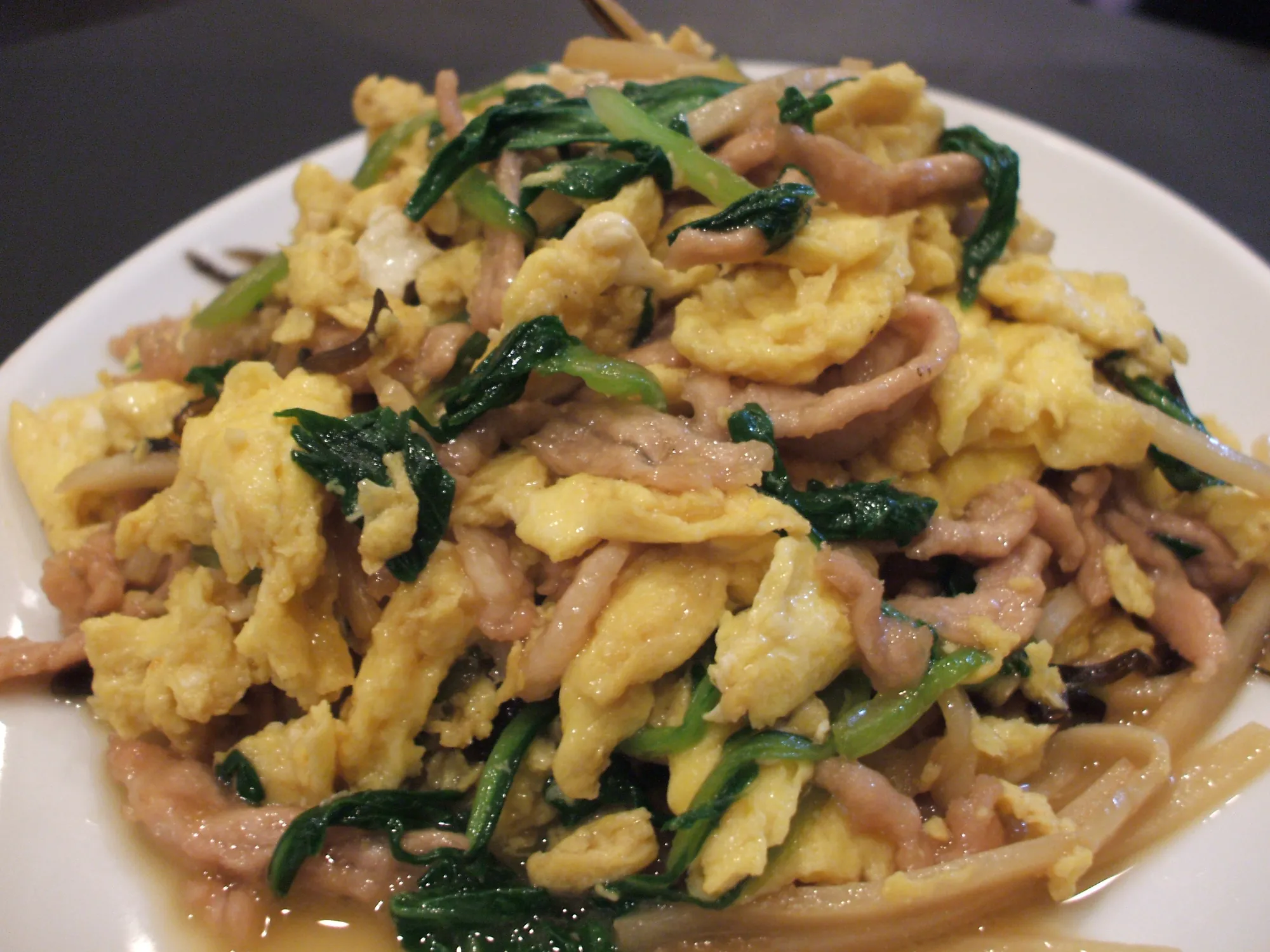 ブタ肉玉子野菜の炒め